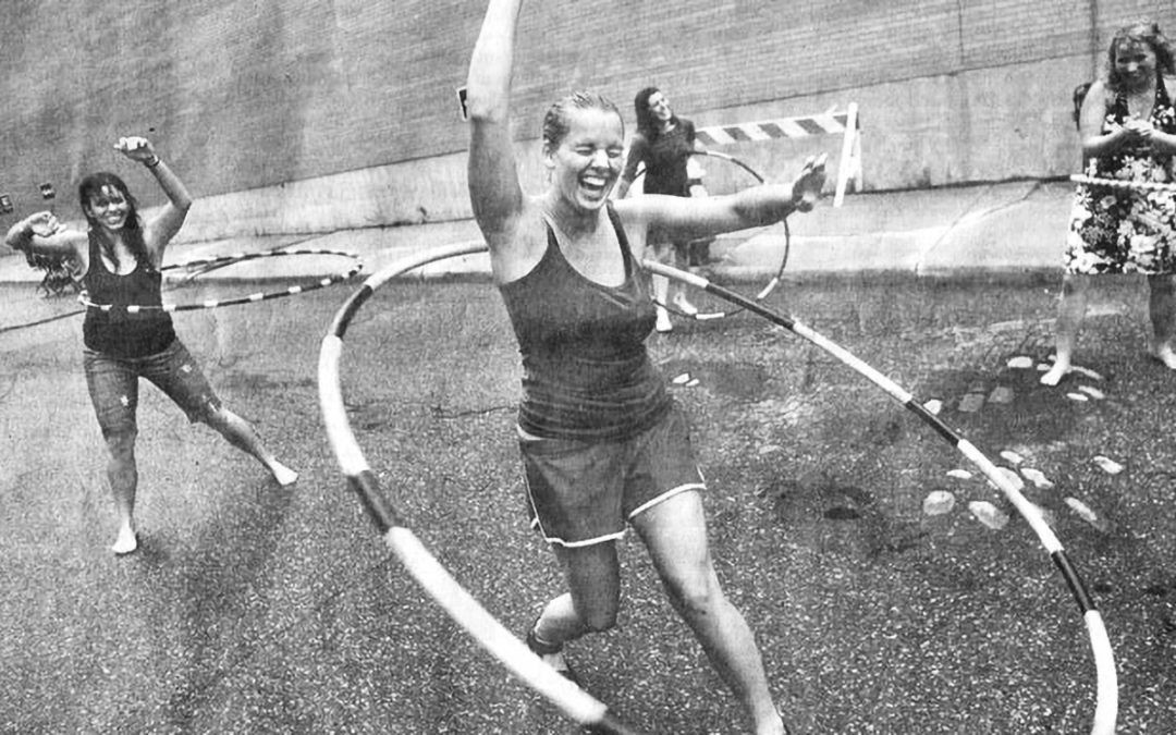 Latest Gym Trend: Hula Hooping
