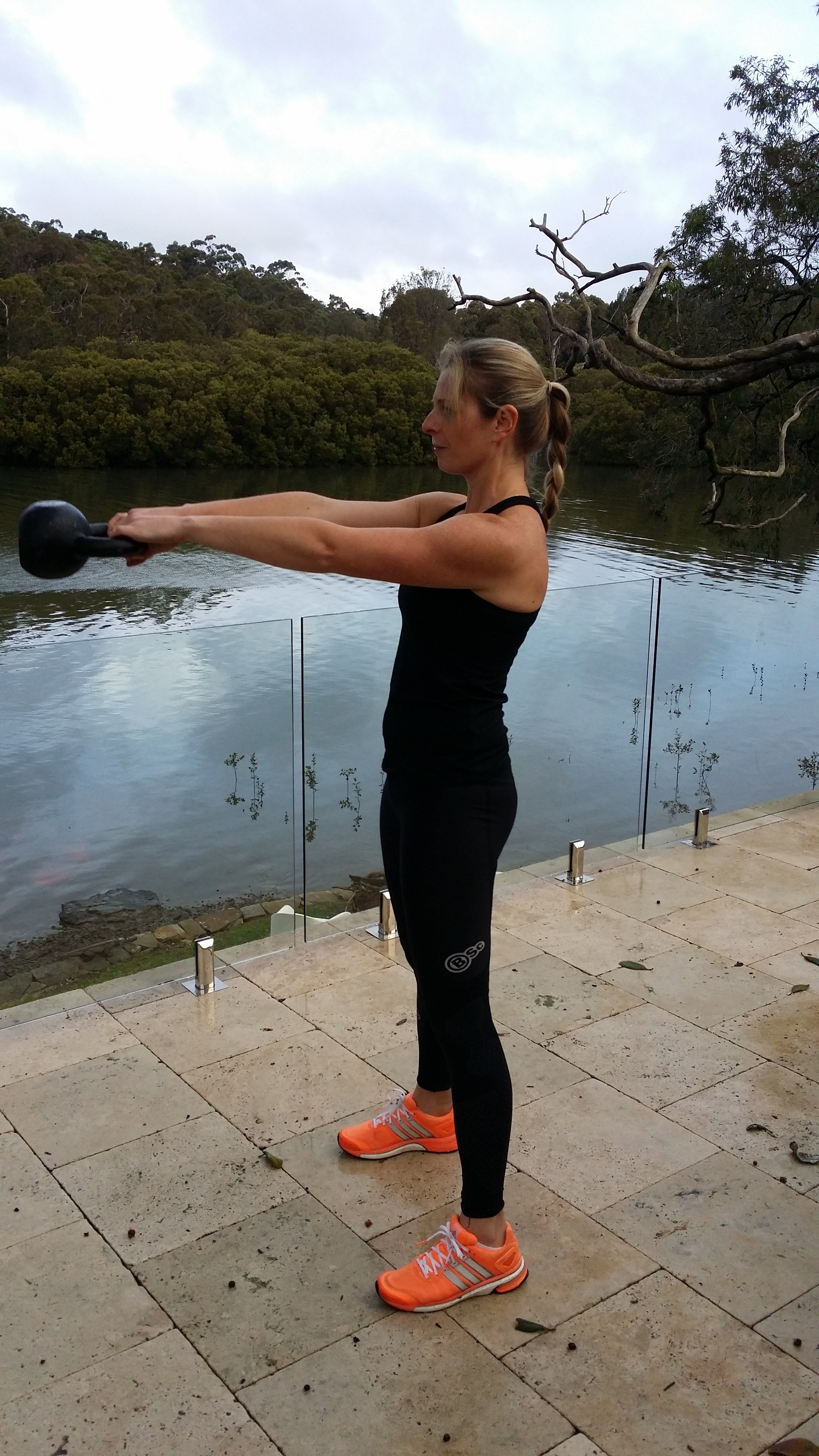 Kettlebell Swing 2