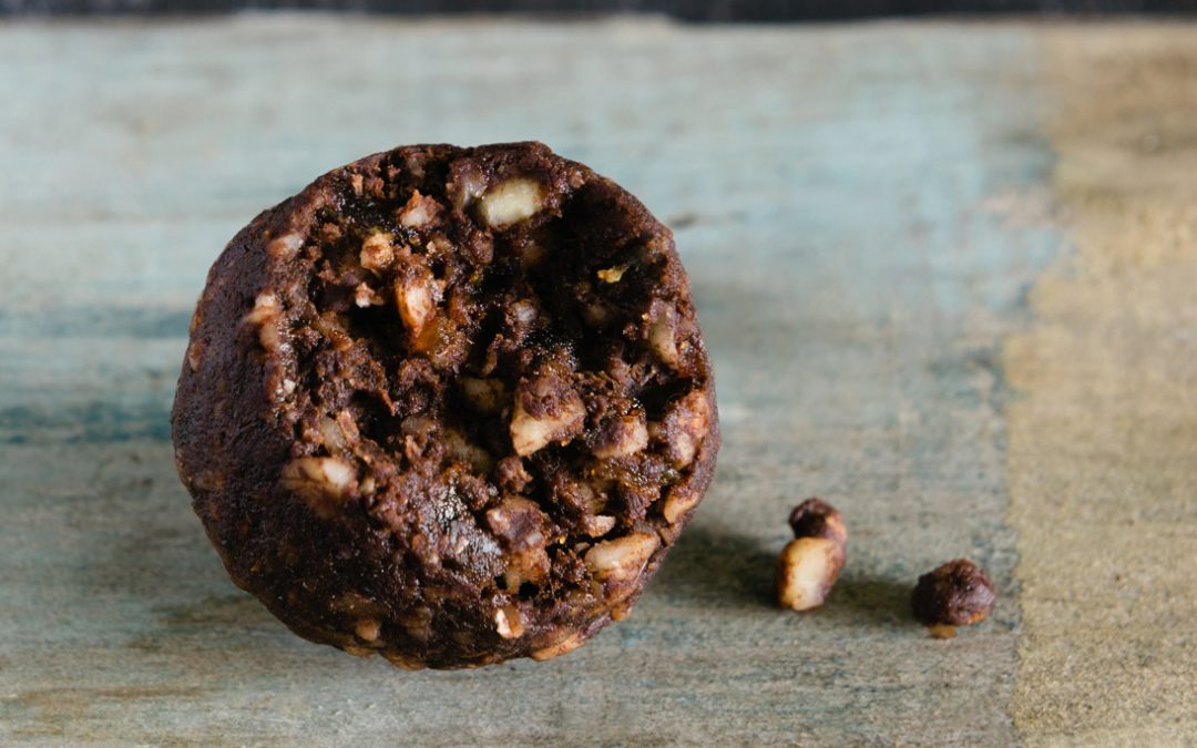 Cacao & Almond Balls